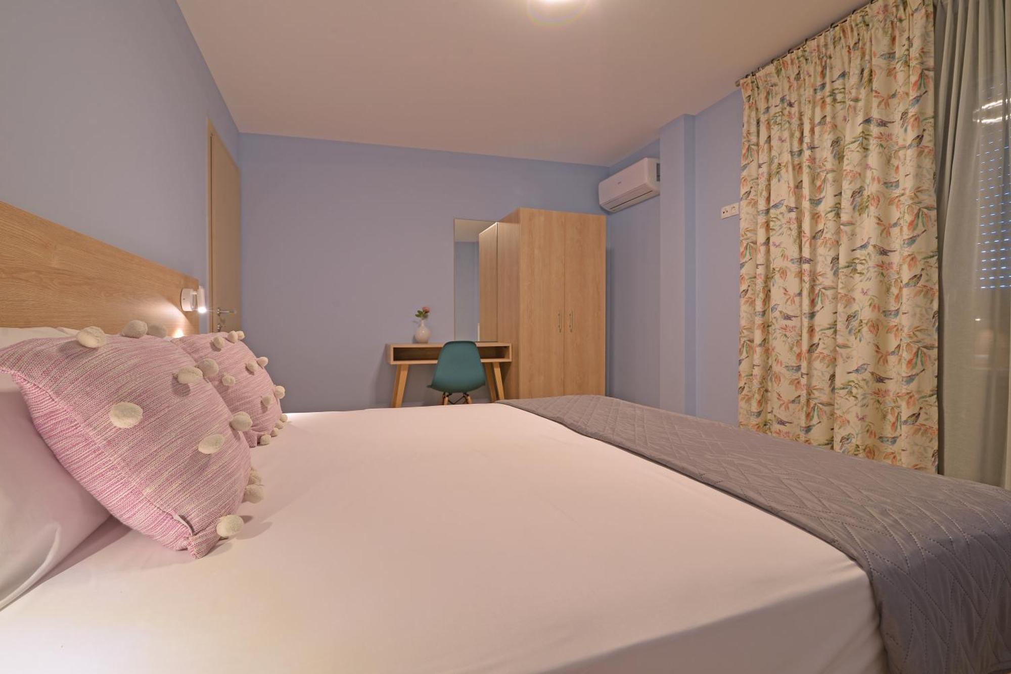 Niel Holiday Apartments, Panel Hospitality Homes & Villas Leptokarya  Bagian luar foto