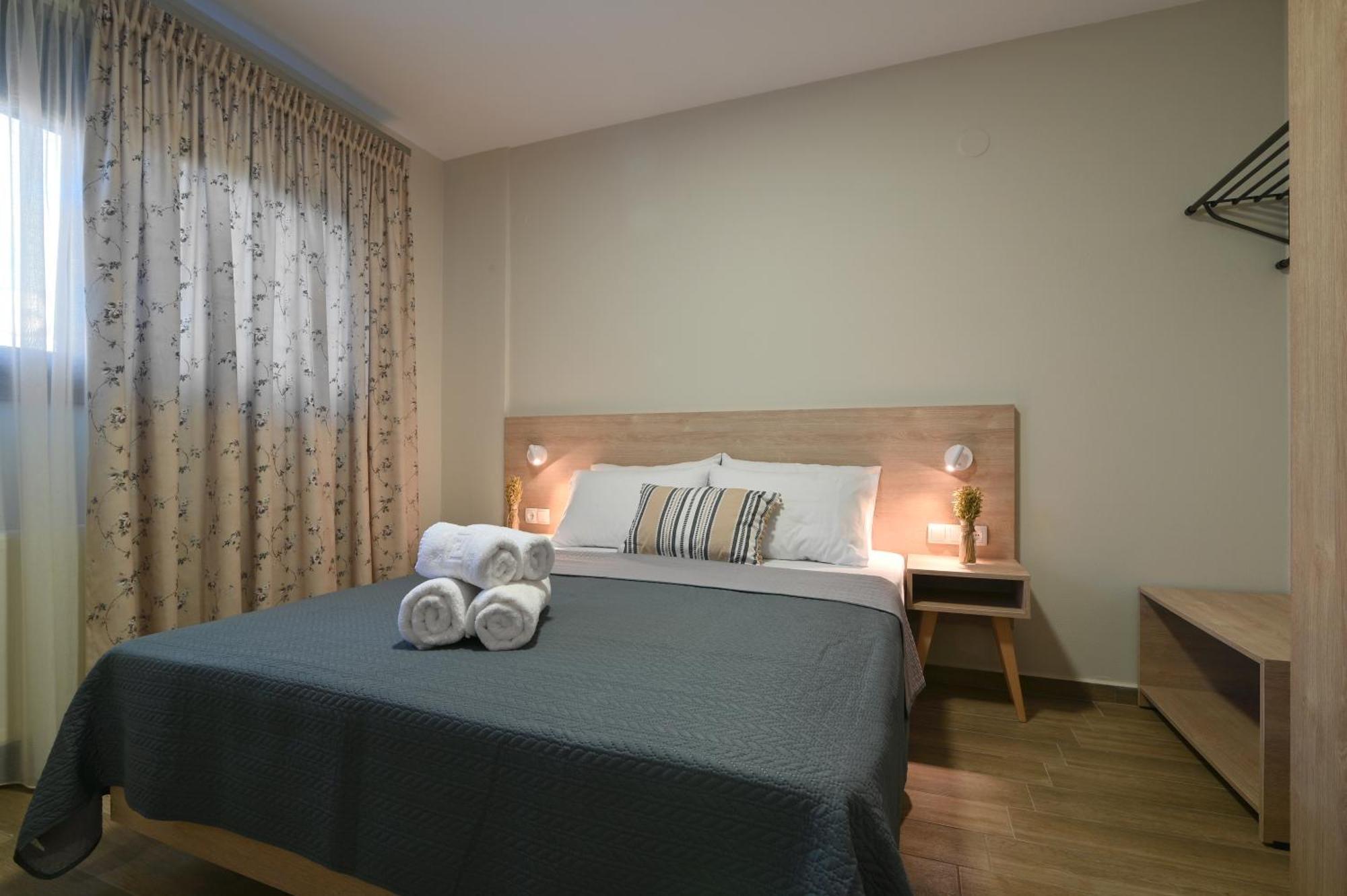 Niel Holiday Apartments, Panel Hospitality Homes & Villas Leptokarya  Bagian luar foto
